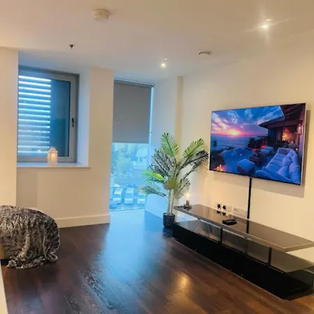 Ferienwohnung Wimbledon-Colliers Wood Station